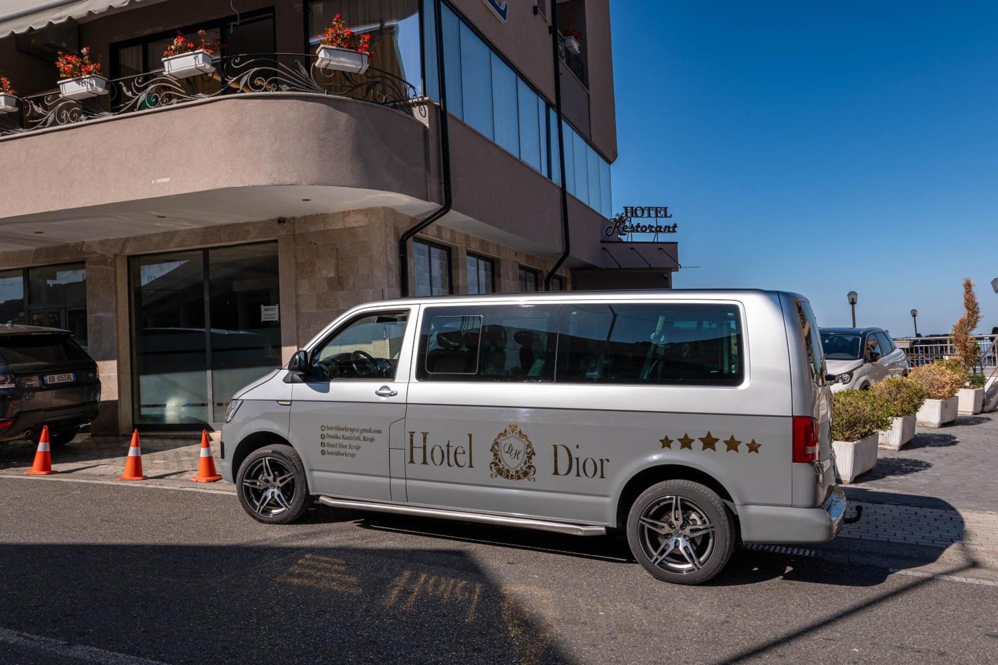 Hotel Dior กรูเยอ ภายนอก รูปภาพ