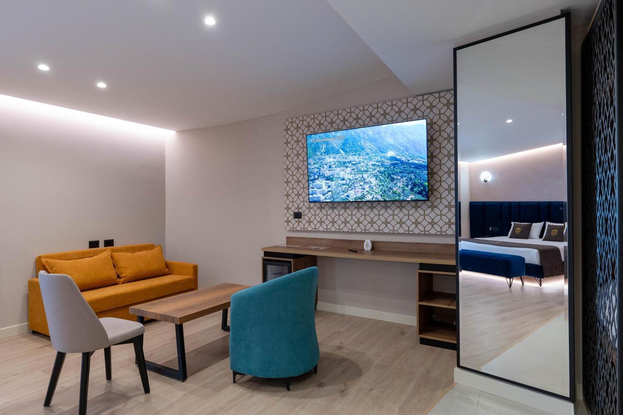 Hotel Dior กรูเยอ ภายนอก รูปภาพ